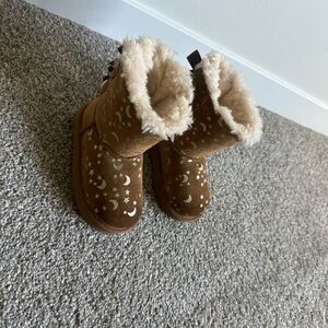UGG Tan Kids Boots with Star and Moon Pattern
